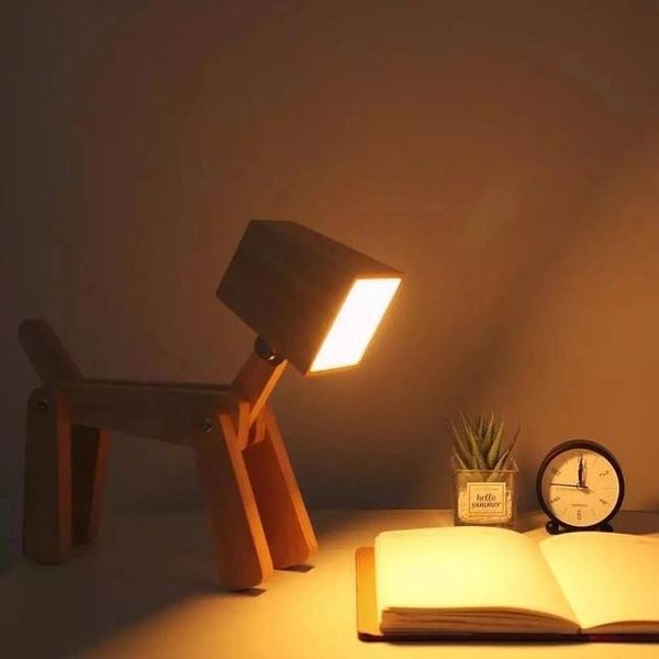 Настольный светильник ( лампа ) деревянная собачка 001 фото